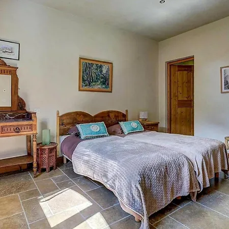 Chalet Alpine Escape Cozy Retreat In The Heart Of The Mountains *